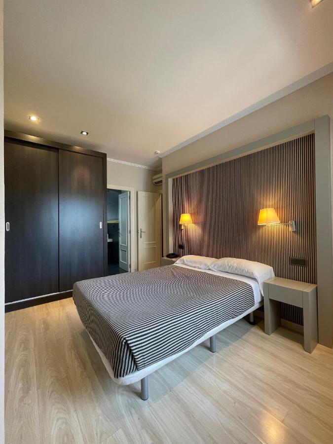 Apartamento Con Piscina Y Parking Lägenhet Valencia Exteriör bild