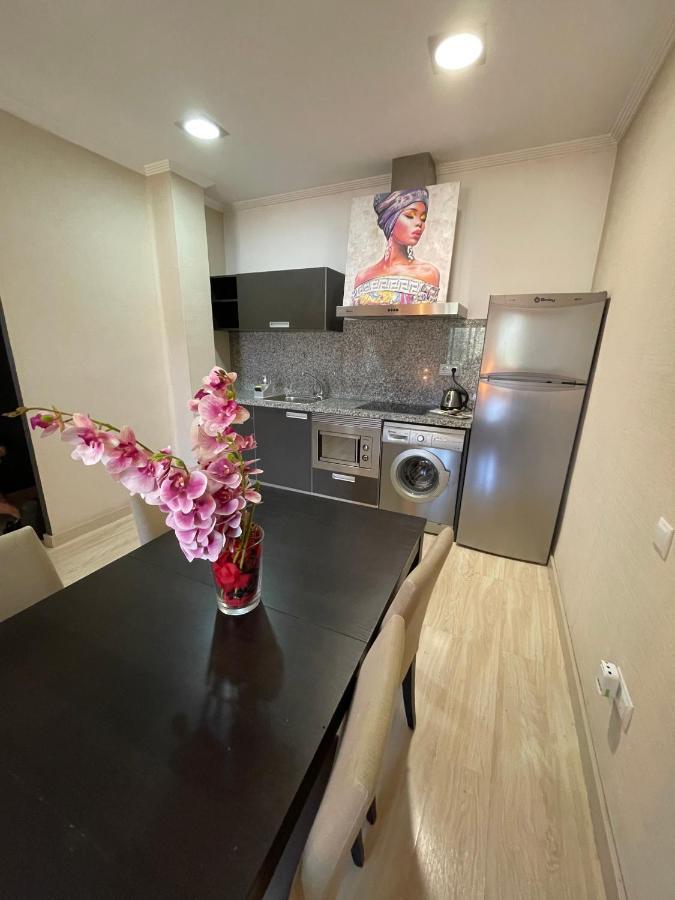 Apartamento Con Piscina Y Parking Lägenhet Valencia Exteriör bild