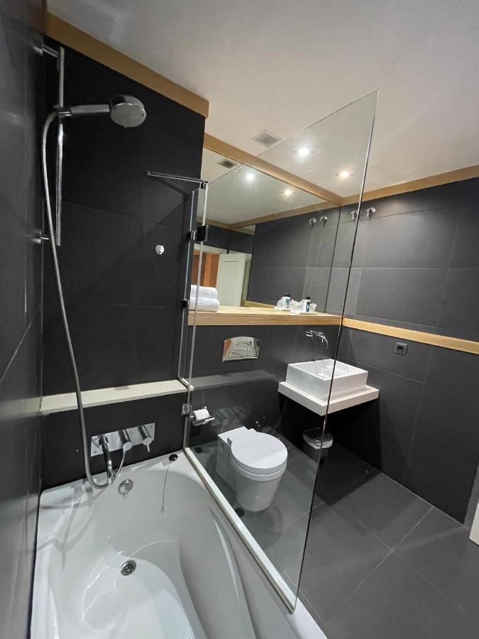 Apartamento Con Piscina Y Parking Lägenhet Valencia Exteriör bild